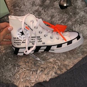 Off white x Converse